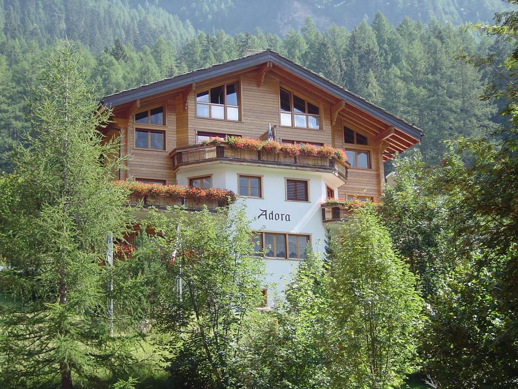 Alpina Hotel Leukerbad Exterior photo